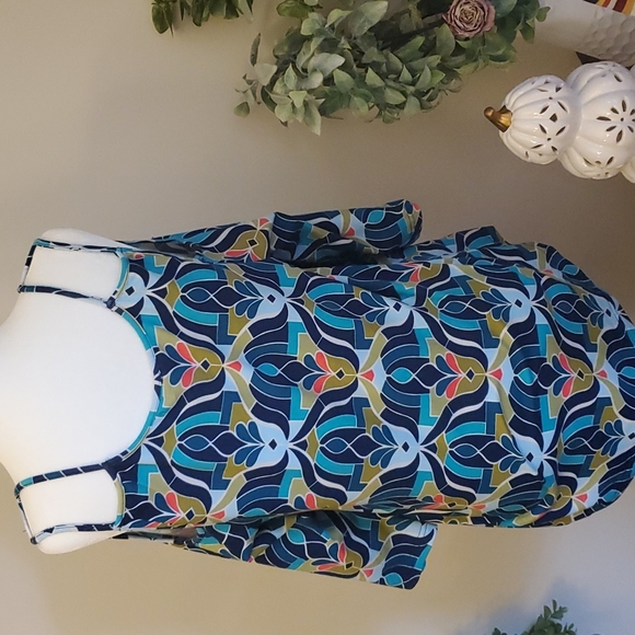 All For Color Cold Shoulder Top - Picture 3 of 5